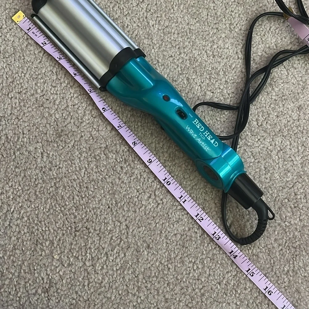 “BedHead Tigi Wave Artist- Hairtool”